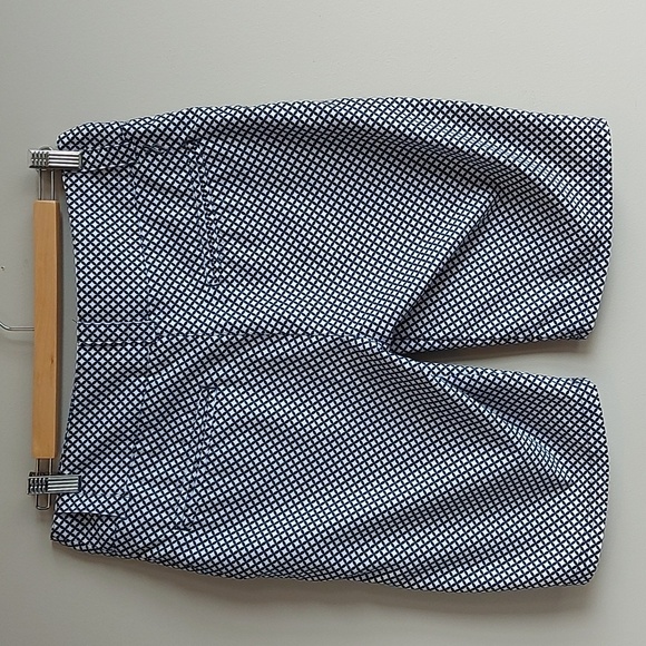 LOPEZ ♡ Ladies Golf Shorts - Picture 5 of 8